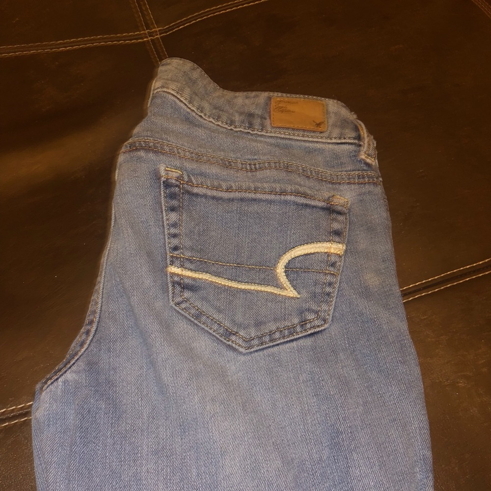 Women American Eagle jeans 4 short